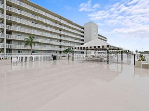 801 Lake Shore Drive 419, Lake Park FL 33403