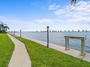 801 Lake Shore Drive 419, Lake Park FL 33403