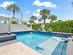 410 Old Towne Lane, Juno Beach FL 33408