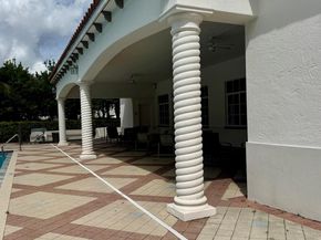 4199 Napoli Lake Drive, Riviera Beach FL 33410