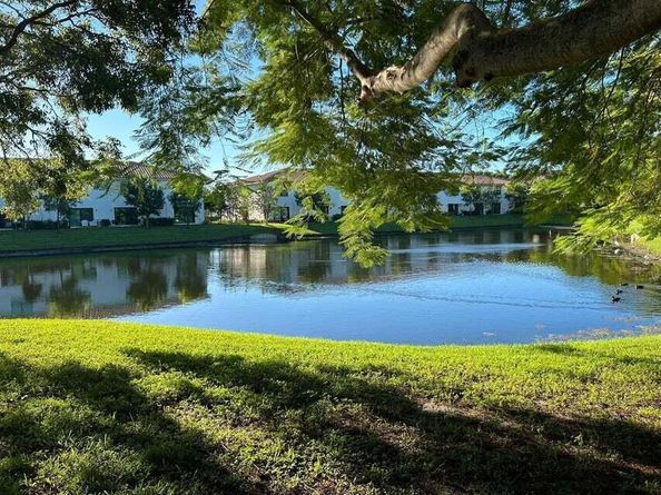 4199 Napoli Lake Drive, Riviera Beach FL 33410