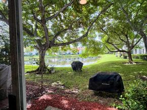4199 Napoli Lake Drive, Riviera Beach FL 33410