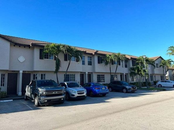 4199 Napoli Lake Drive, Riviera Beach FL 33410