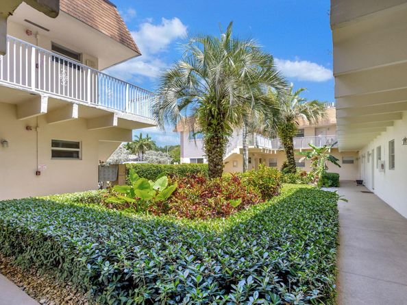 10330 N Military 6a Trail 6a, Palm Beach Gardens FL 33410