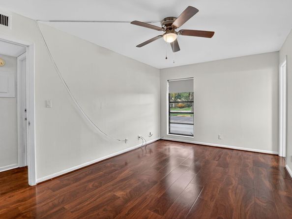 5507 Courtyard Drive, Margate FL 33063