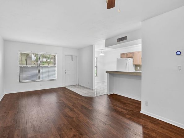 5507 Courtyard Drive, Margate FL 33063