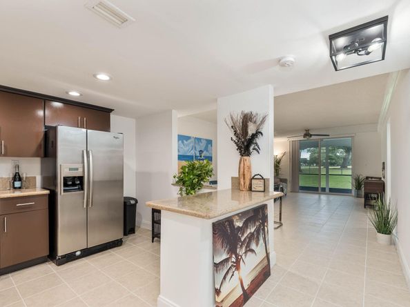 3150 W Rolling Hills Cir 110, Davie FL 33328