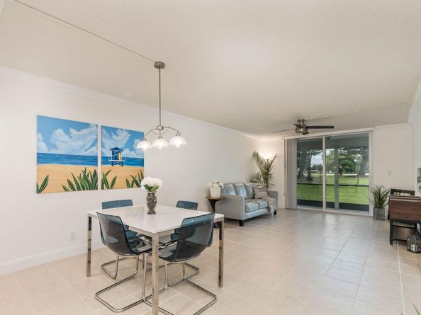 3150 W Rolling Hills Cir 110, Davie FL 33328