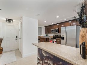 3150 W Rolling Hills Cir 110, Davie FL 33328