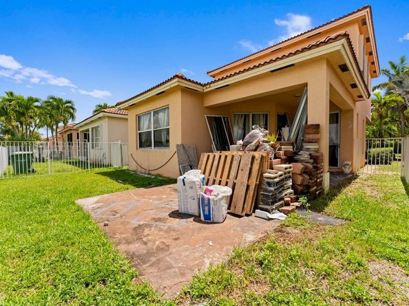 3711 NE 23rd Ct, Homestead FL 33033