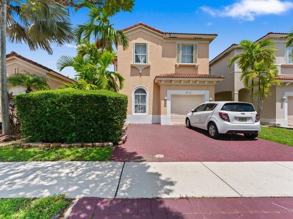 3711 NE 23rd Ct, Homestead FL 33033