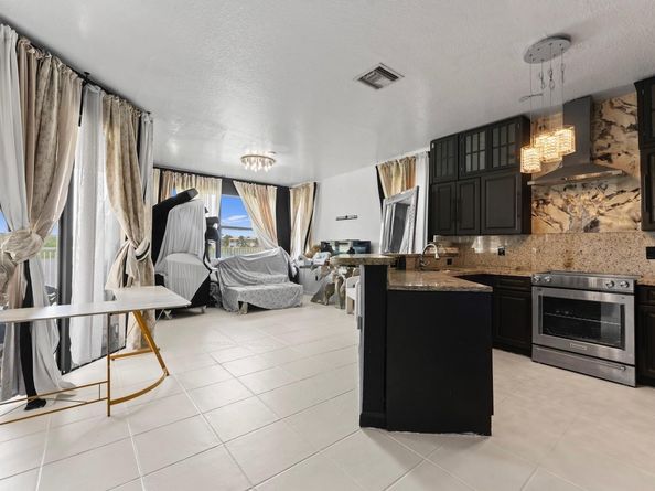 3711 NE 23rd Ct, Homestead FL 33033