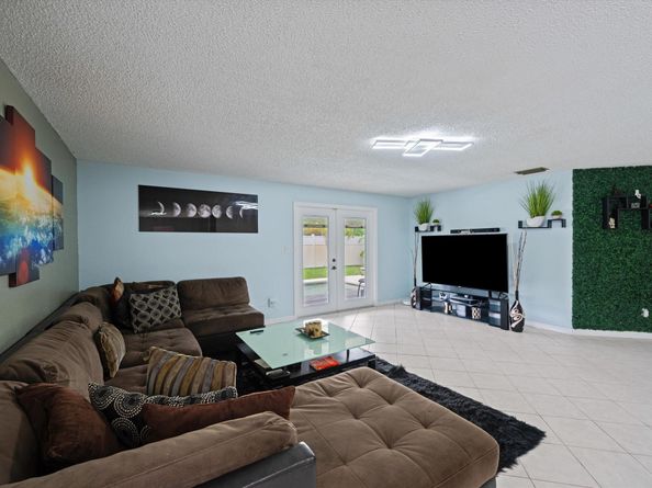 1403 Donwoods Lane, Royal Palm Beach FL 33411