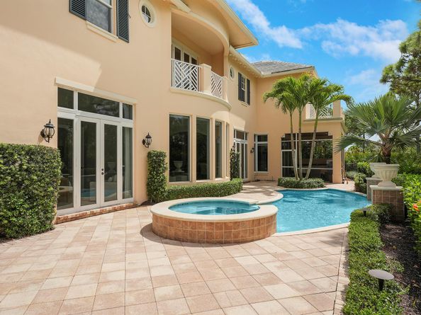 140 Tulip Tree Court, Jupiter FL 33458