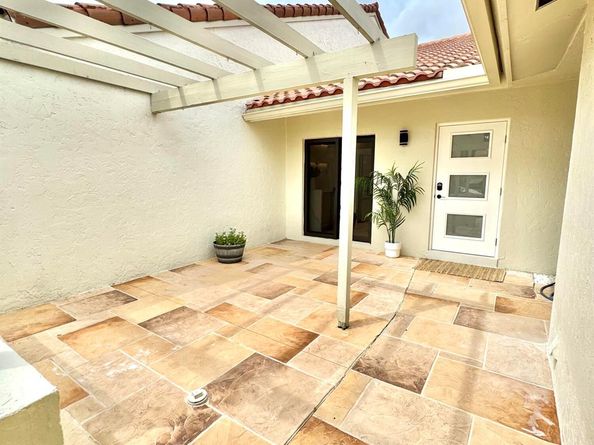 21583 Guadalajara Avenue, Boca Raton FL 33433