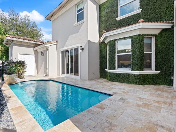 1608 NE 5th St, Fort Lauderdale FL 33301