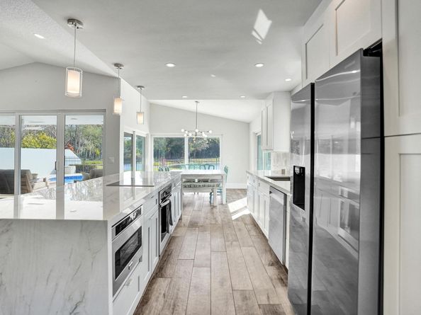 21464 Bridge View Dr, Boca Raton FL 33428