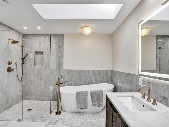 21464 Bridge View Dr, Boca Raton FL 33428