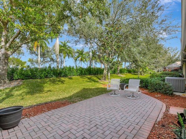 9383 Bridgeport Drive, West Palm Beach FL 33411