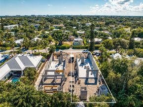 101 NE 13th St, Delray Beach FL 33444