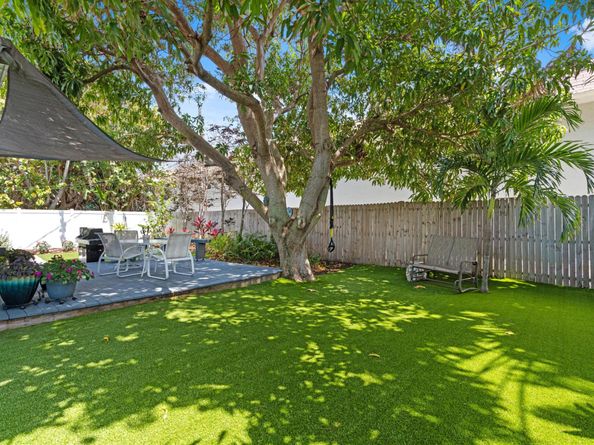 1516 N M Street, Lake Worth Beach FL 33460