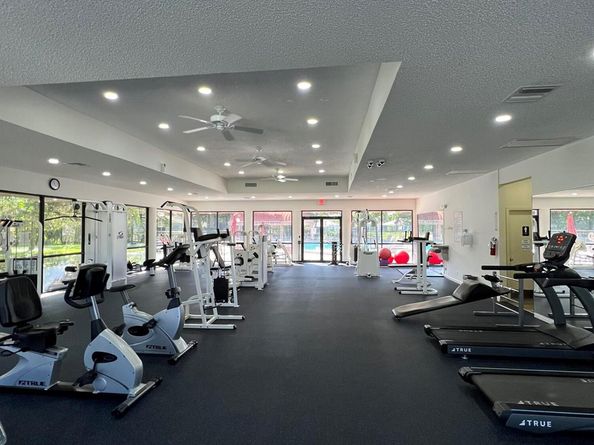 307 Liberty Court, Deerfield Beach FL 33442