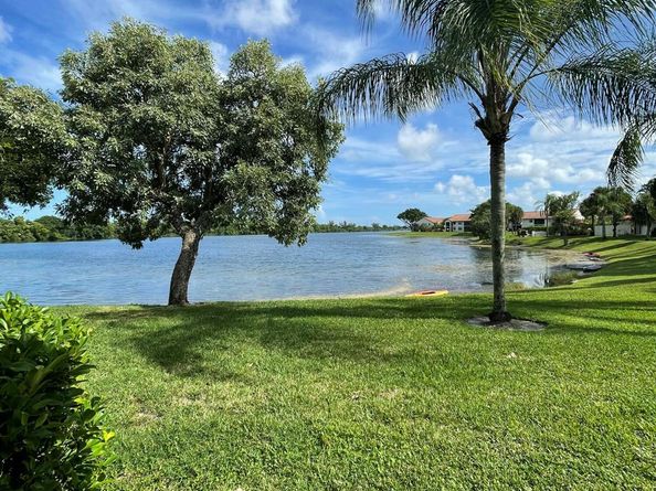 307 Liberty Court, Deerfield Beach FL 33442