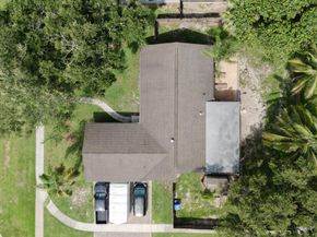 420 La Mancha Avenue, Royal Palm Beach FL 33411