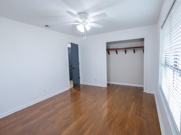 420 La Mancha Avenue, Royal Palm Beach FL 33411