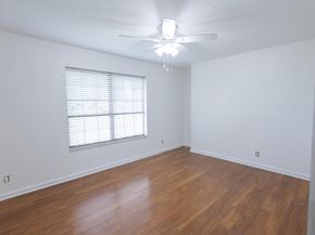 420 La Mancha Avenue, Royal Palm Beach FL 33411