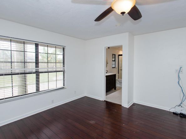 420 La Mancha Avenue, Royal Palm Beach FL 33411