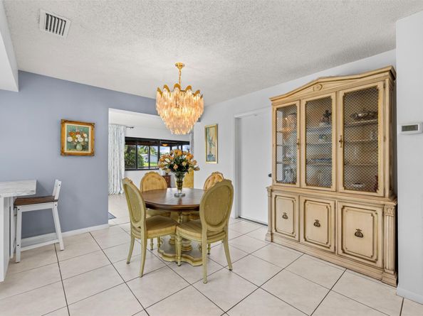 1730 NW 118th Ave, Pembroke Pines FL 33026