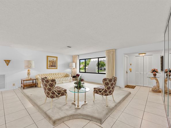 1730 NW 118th Ave, Pembroke Pines FL 33026