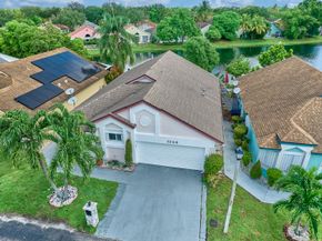 1348 W Glen Oak Road, North Lauderdale FL 33068