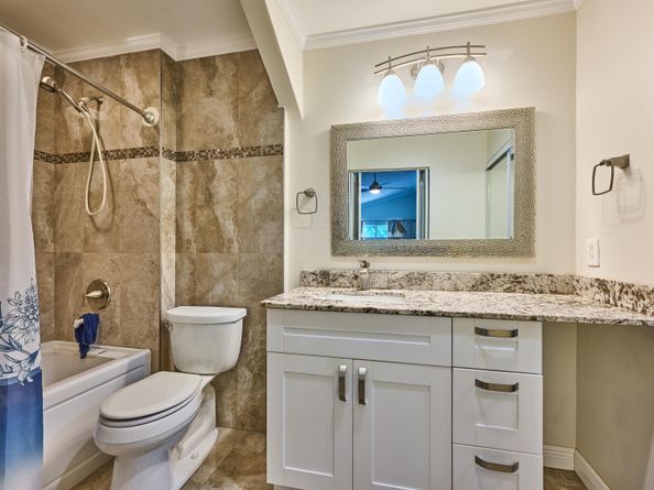 1348 W Glen Oak Road, North Lauderdale FL 33068