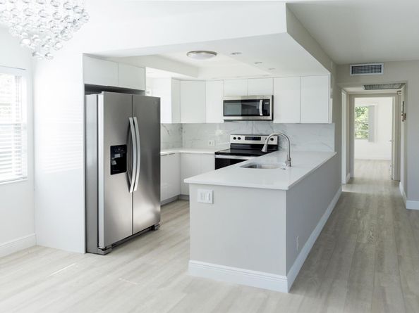 271 Fanshaw G, Boca Raton FL 33434
