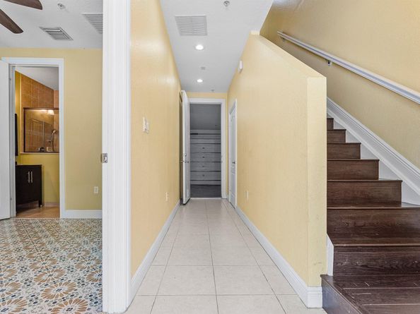 219 N L Street 107, Lake Worth Beach FL 33460