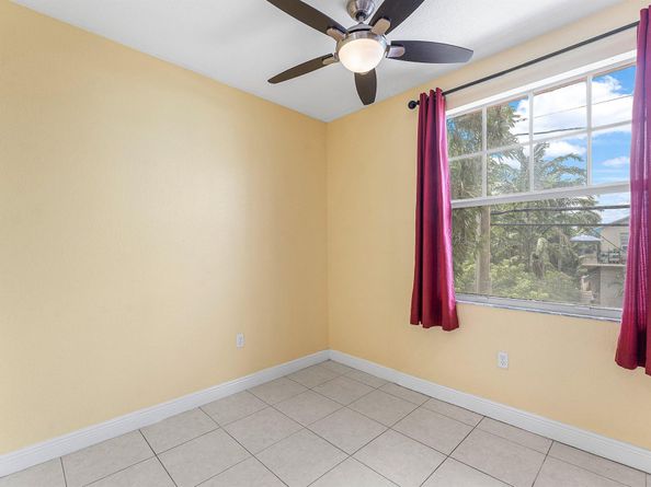 219 N L Street 107, Lake Worth Beach FL 33460