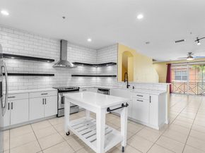 219 N L Street 107, Lake Worth Beach FL 33460