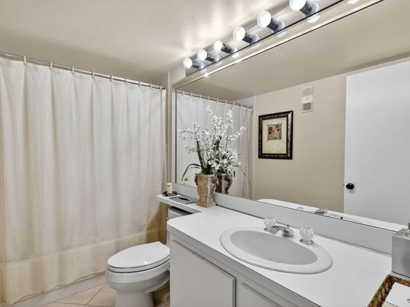 5550 Witney Drive 101, Delray Beach FL 33484