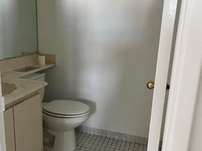 8879 Fontainebleau Boulevard 206, Miami FL 33172