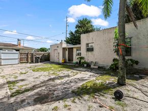 Undisclosed Address #RX-11131019, West Palm Beach FL 33407