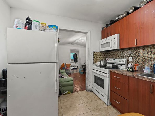 Undisclosed Address #RX-11131019, West Palm Beach FL 33407