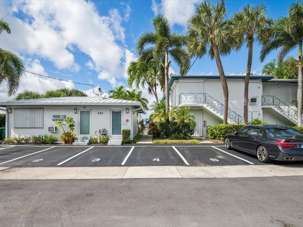 561 Bayshore Dr 1, Fort Lauderdale FL 33304