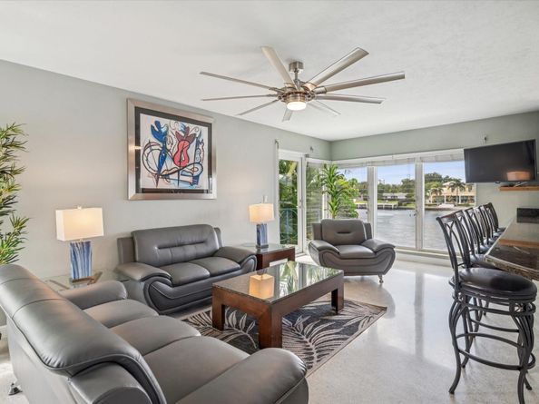 561 Bayshore Dr 1, Fort Lauderdale FL 33304