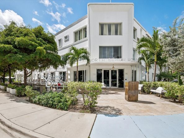 561 Bayshore Dr 1, Fort Lauderdale FL 33304