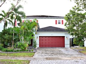 2872 NE 1st Dr, Homestead FL 33033