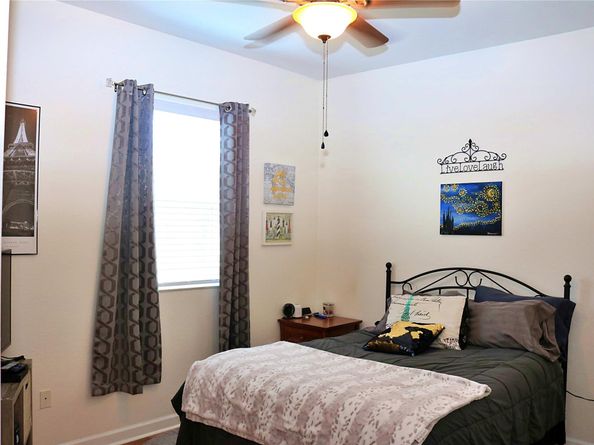 2872 NE 1st Dr, Homestead FL 33033