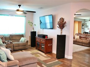 2872 NE 1st Dr, Homestead FL 33033
