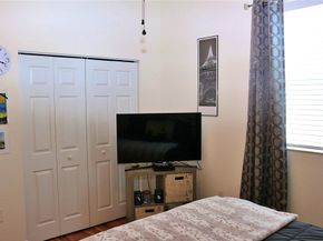 2872 NE 1st Dr, Homestead FL 33033